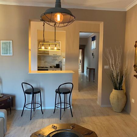 Penthouse Garibaldi Apartment คาตาเนีย ภายนอก รูปภาพ