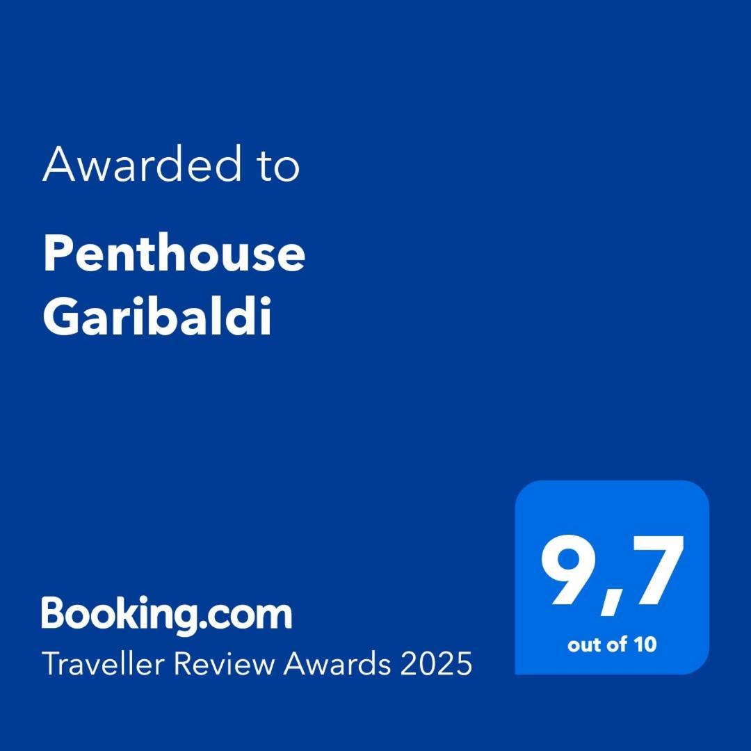 Penthouse Garibaldi Apartment คาตาเนีย ภายนอก รูปภาพ